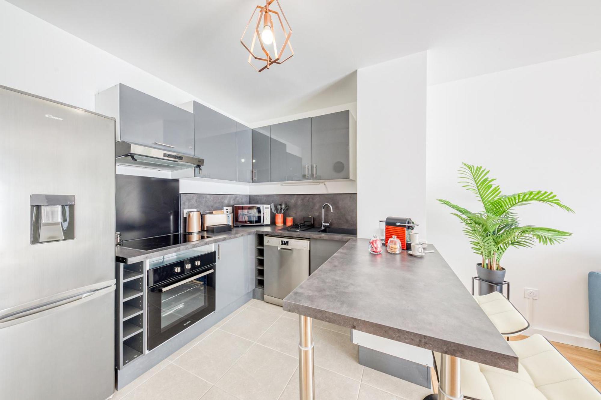 Massy Serenity - 64M2, Terrace, Balcony, Parking 외부 사진